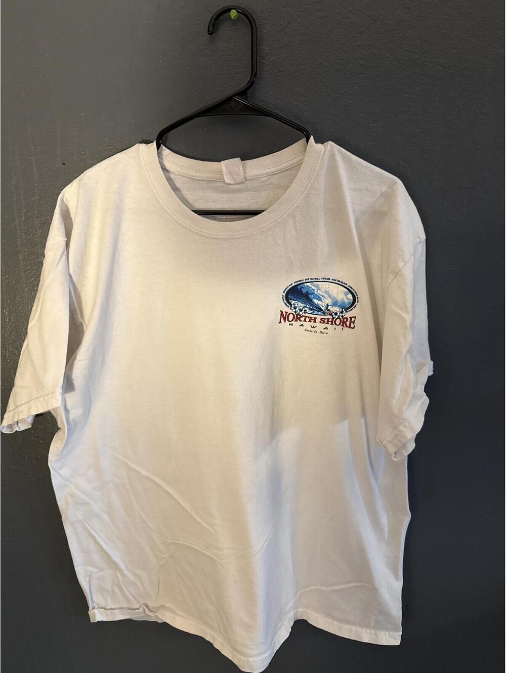 Hanes White North Shore Hawaii Graphic T-Shirt - Casual Summer Tee